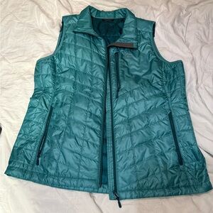 L.L. Bean Teal Quilted Lightweight Puffer Vest
